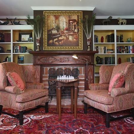 Chestnut Hill Bed & Breakfast Orange Exterior photo